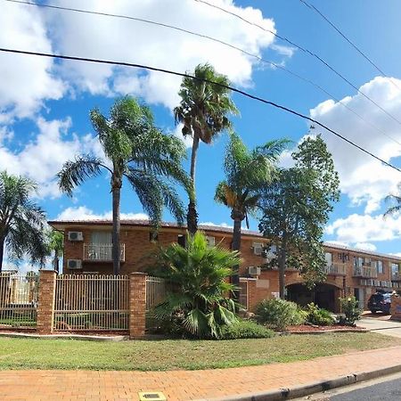 Tallarook Motor Inn Dubbo Exterior foto