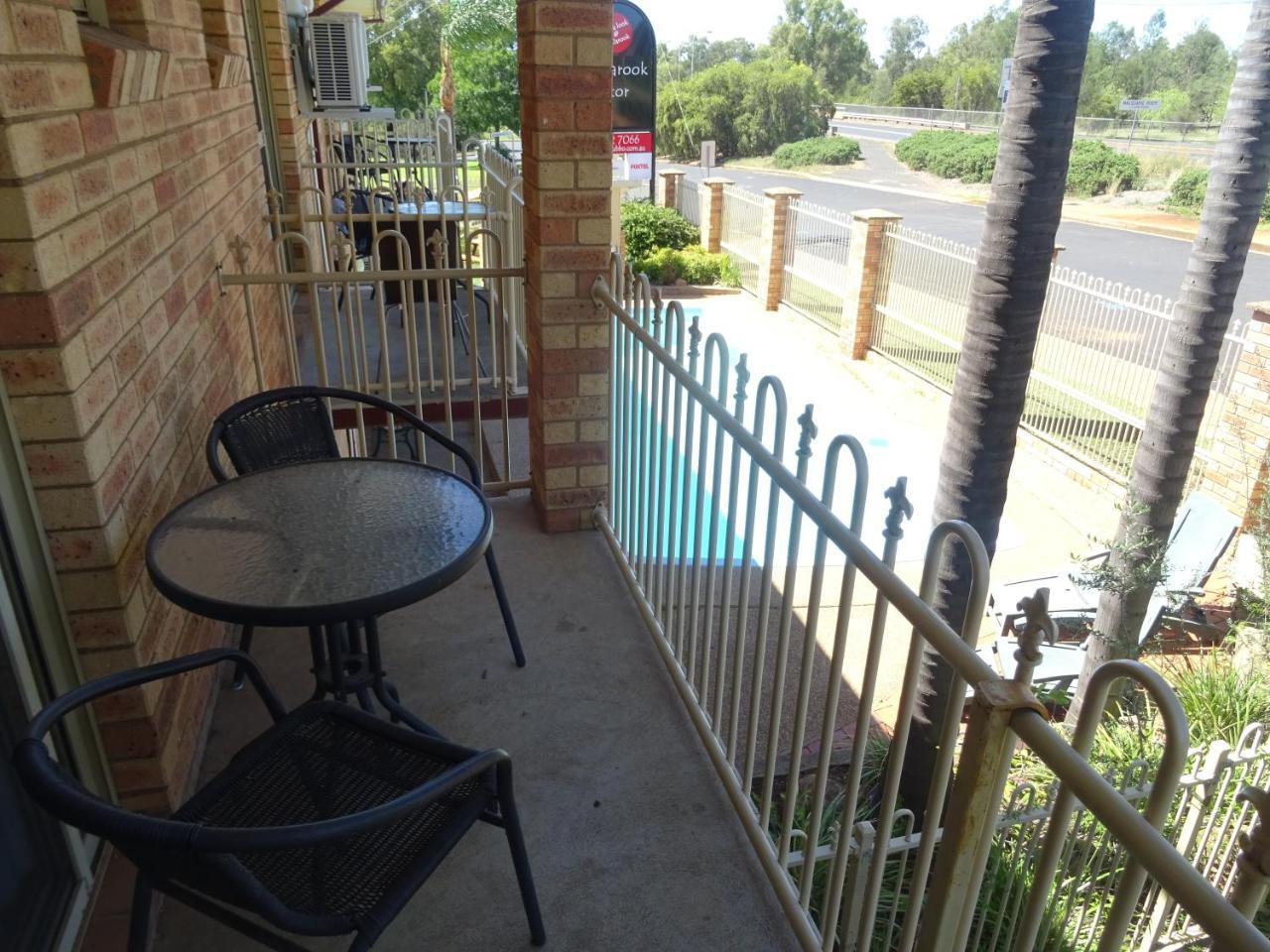 Tallarook Motor Inn Dubbo Exterior foto